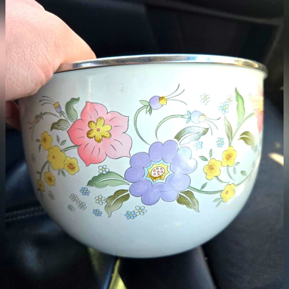 1984 Gailstyn Sutton Temptation Floral Cook N Serve Enamelware Bowl
